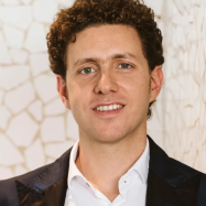 Alessandro-Palumbo-farbig.jpg